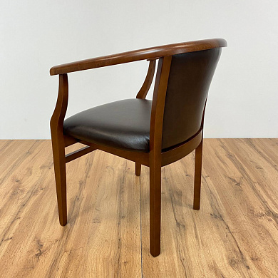 Кресло Капри-6 600 х 590 х 790 мм / тон 10 / кожзам Pegas coffee